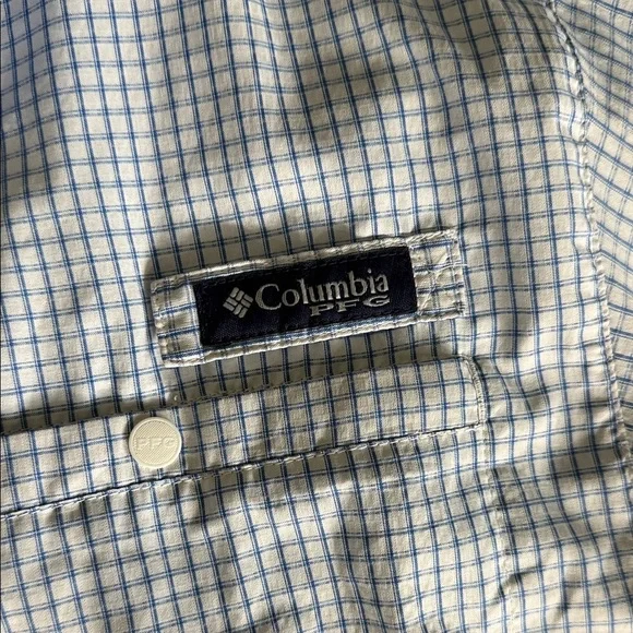 Columbia Men's PFG Light Blue Plaid Shirt - Picture 2 of 3